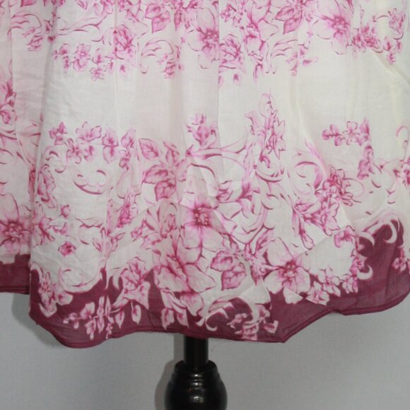 Tommy Bahama Ivory Pleated Wrap Skirt with Magenta Floral Pattern Size Small - Picture 3 of 9